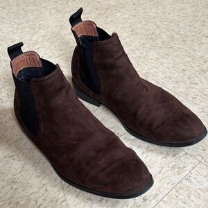 H&M Suede Chelsea Boots